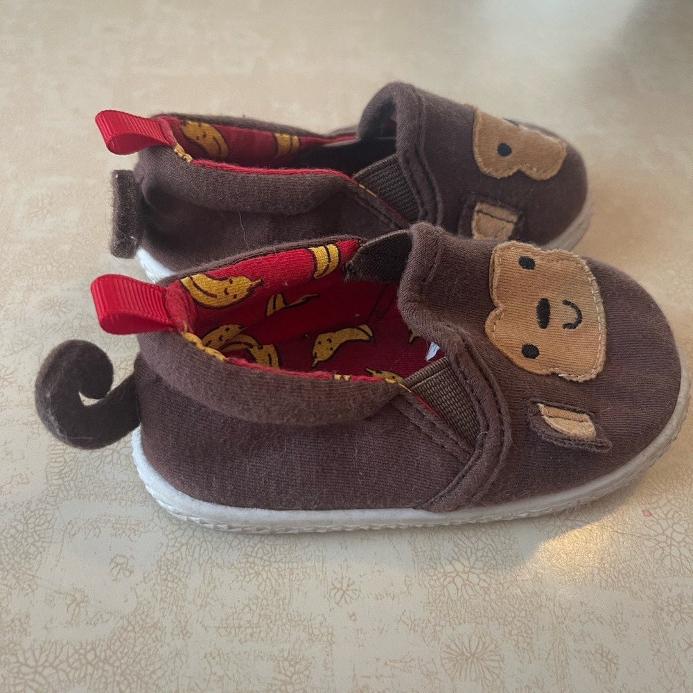 Monkey Baby Shoes with cute tail - Picture 2 of 3